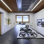 Schneider דירה *